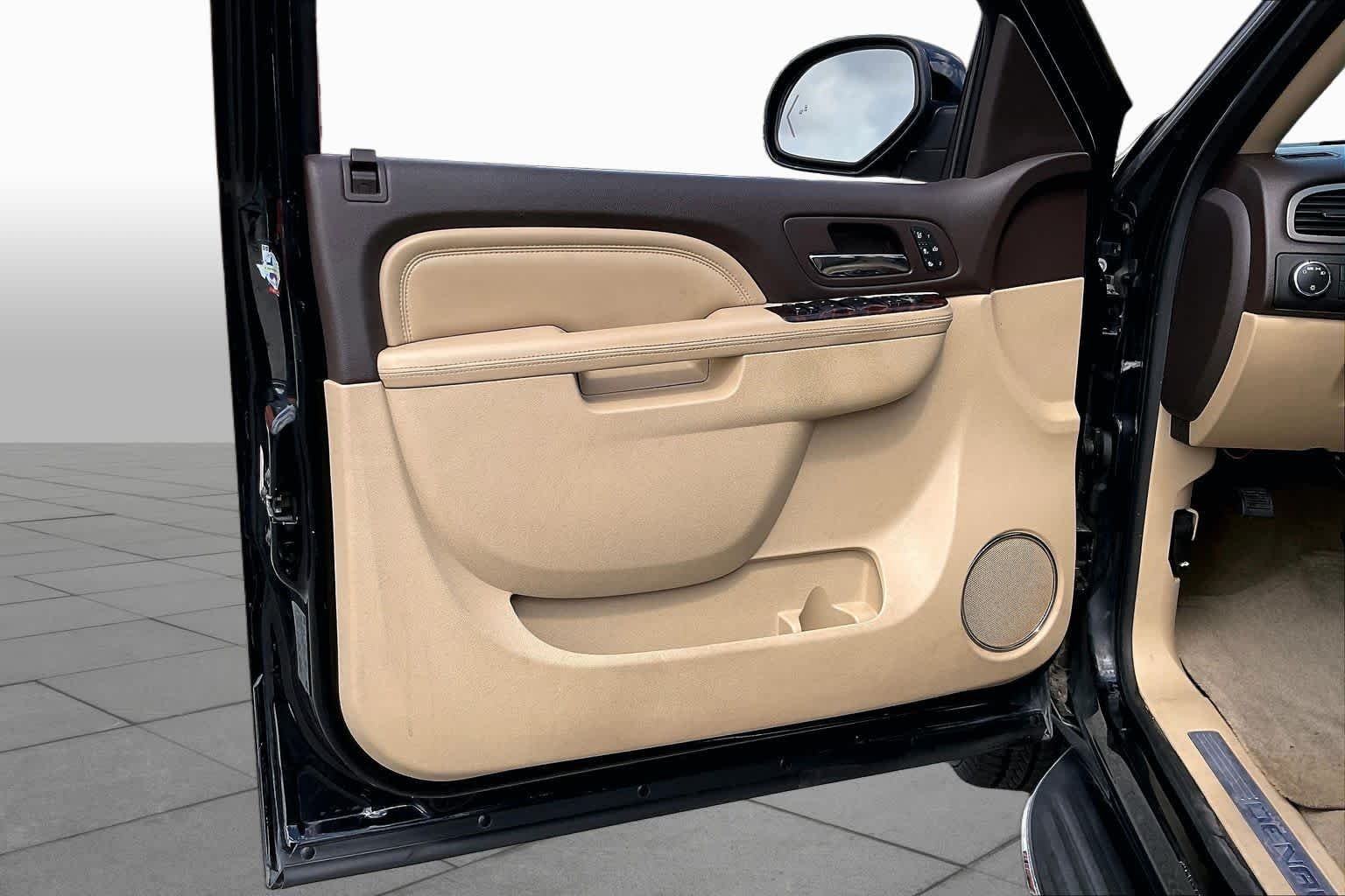Used 2014 ONYX BLACK GMC Denali image 21