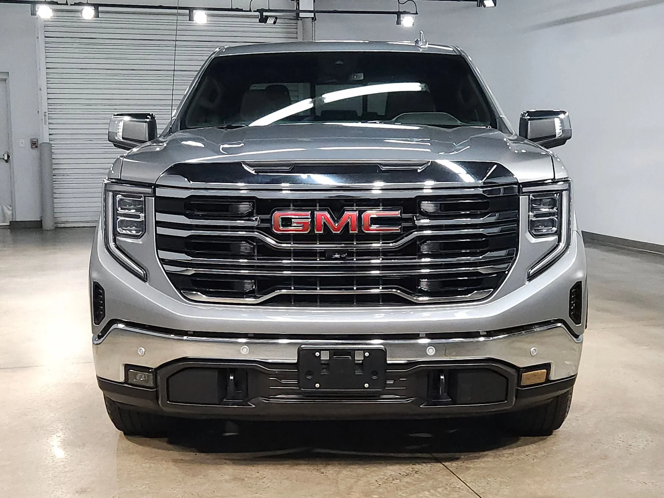 Used 2024 GMC Sierra 1500 SLT with VIN 1GTUUDED0RZ269939 for sale in Little Rock