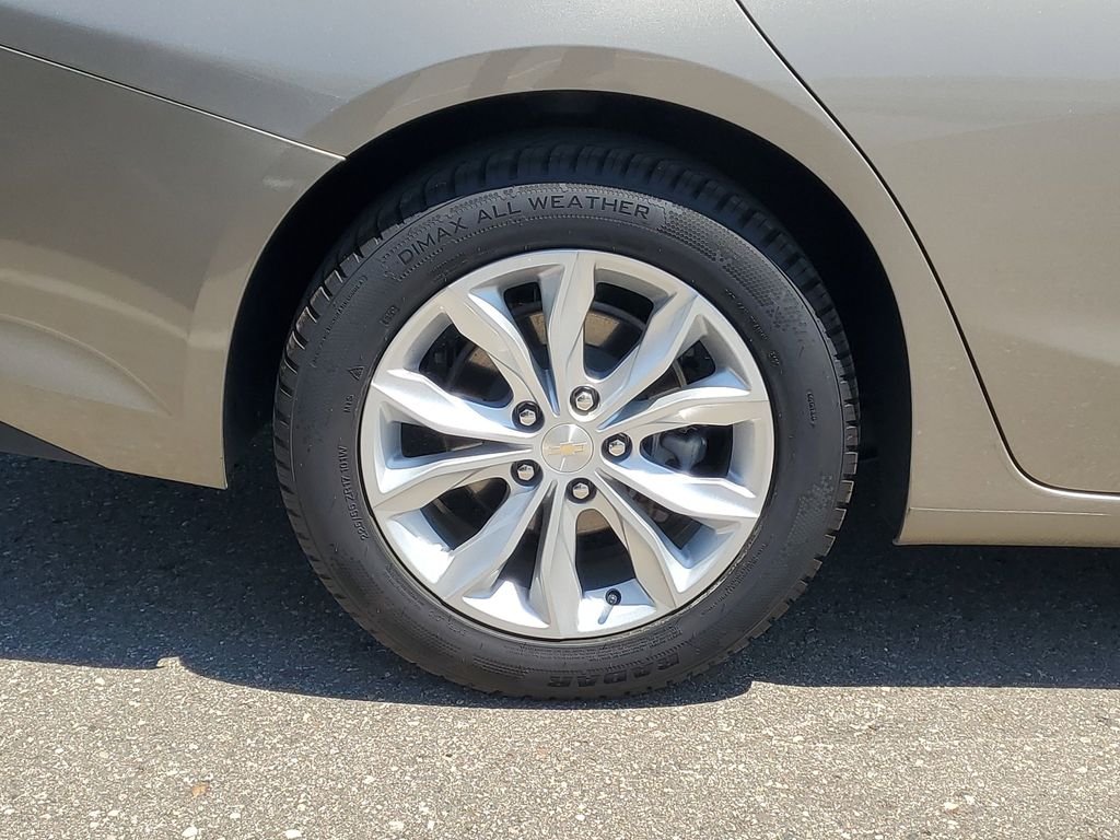 Used 2022 Mineral Gray Metallic Chevrolet LT image 5