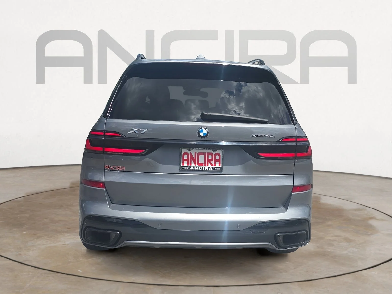 Used 2024 Skyscraper Grey Metallic BMW xDrive40i image 9