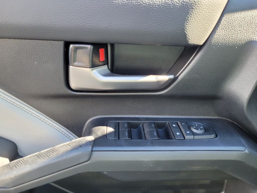 2025 Toyota Tacoma Limited - Photo 27