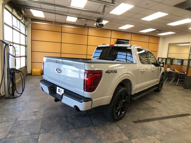 New 2026 Avalanche Ford Lariat® image 7