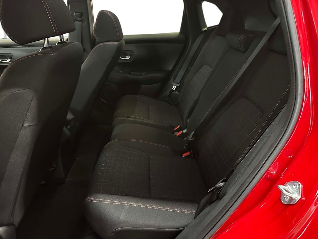 Used 2024  Honda Sport image 16
