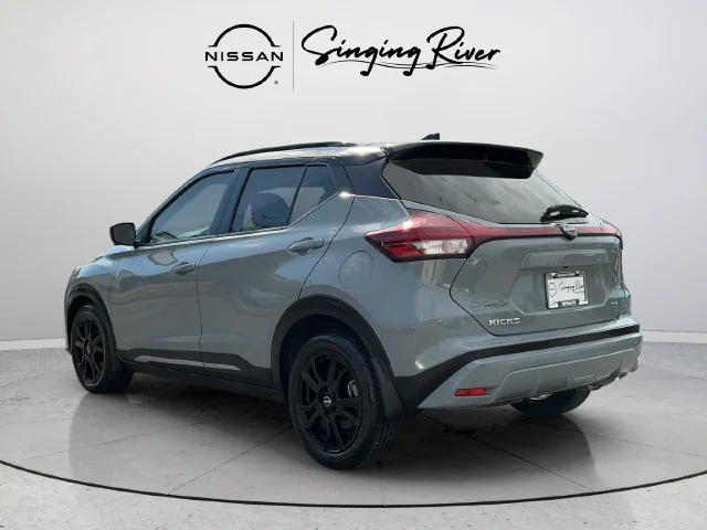 Used 2024 Gray Nissan SR image 5