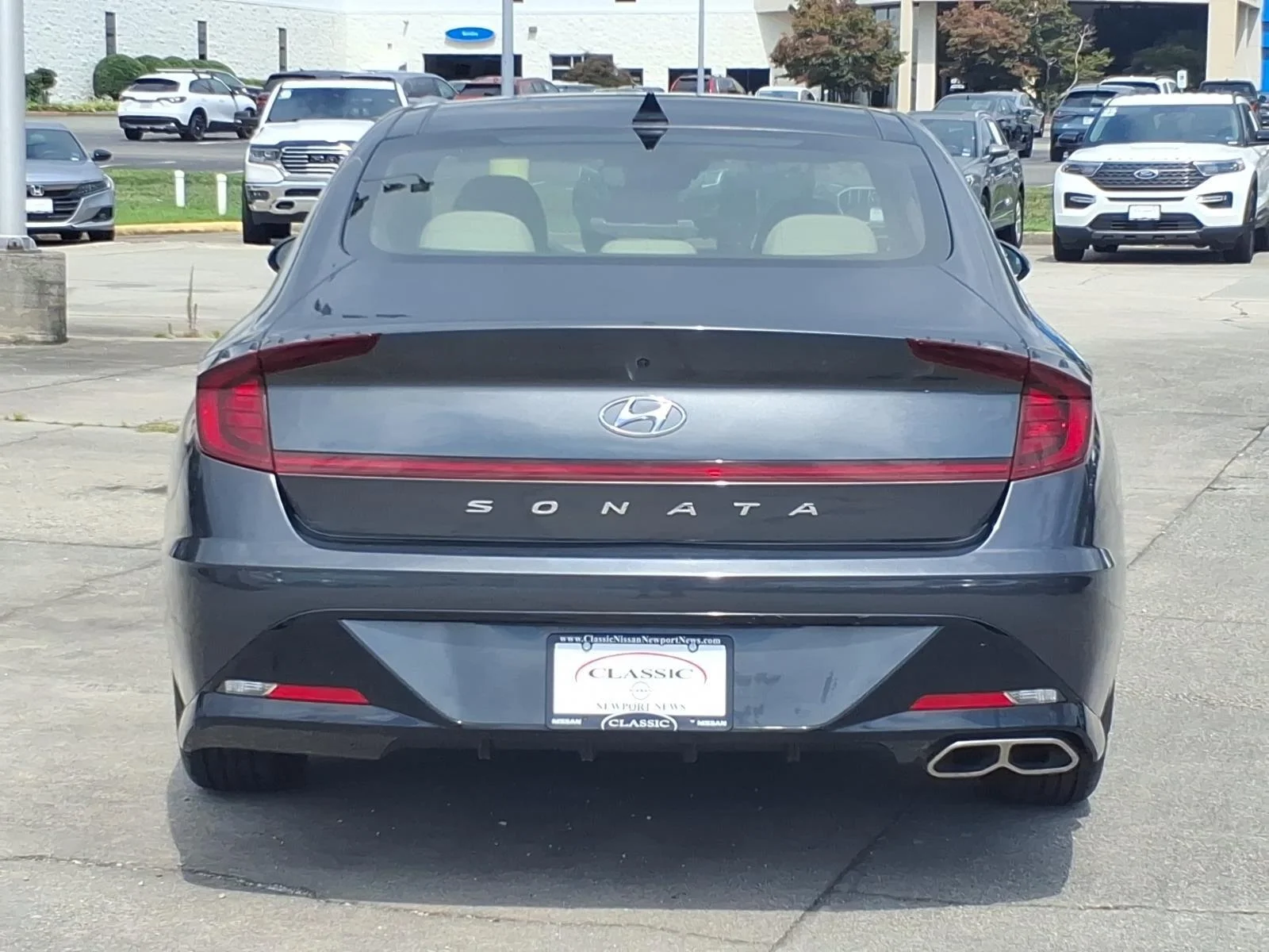 Used 2023 Portofino Gray Hyundai SEL image 8