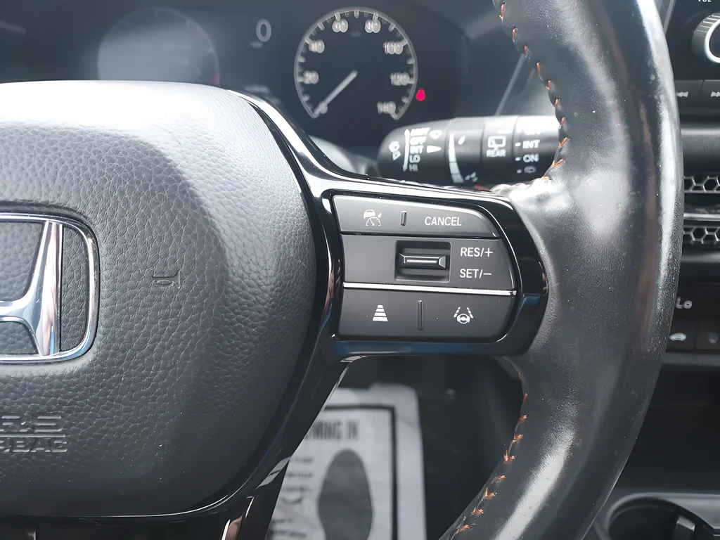 Used 2024  Honda Sport image 12