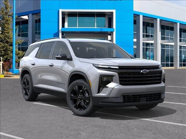 2027 Chevrolet Traverse LT - Photo 7