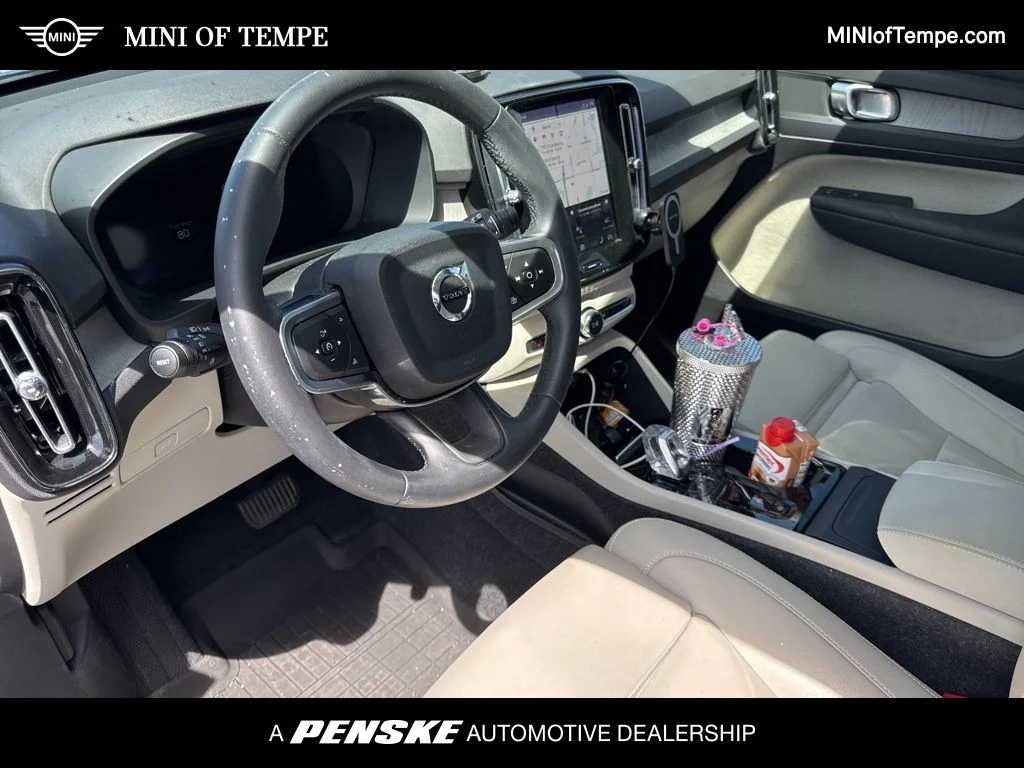 2024 Volvo XC40 B5 Plus Bright AWD's photo