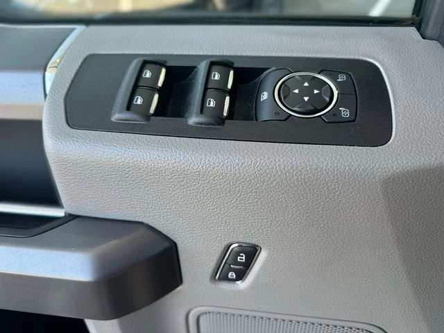 Used 2019 Blue Ford XLT image 14