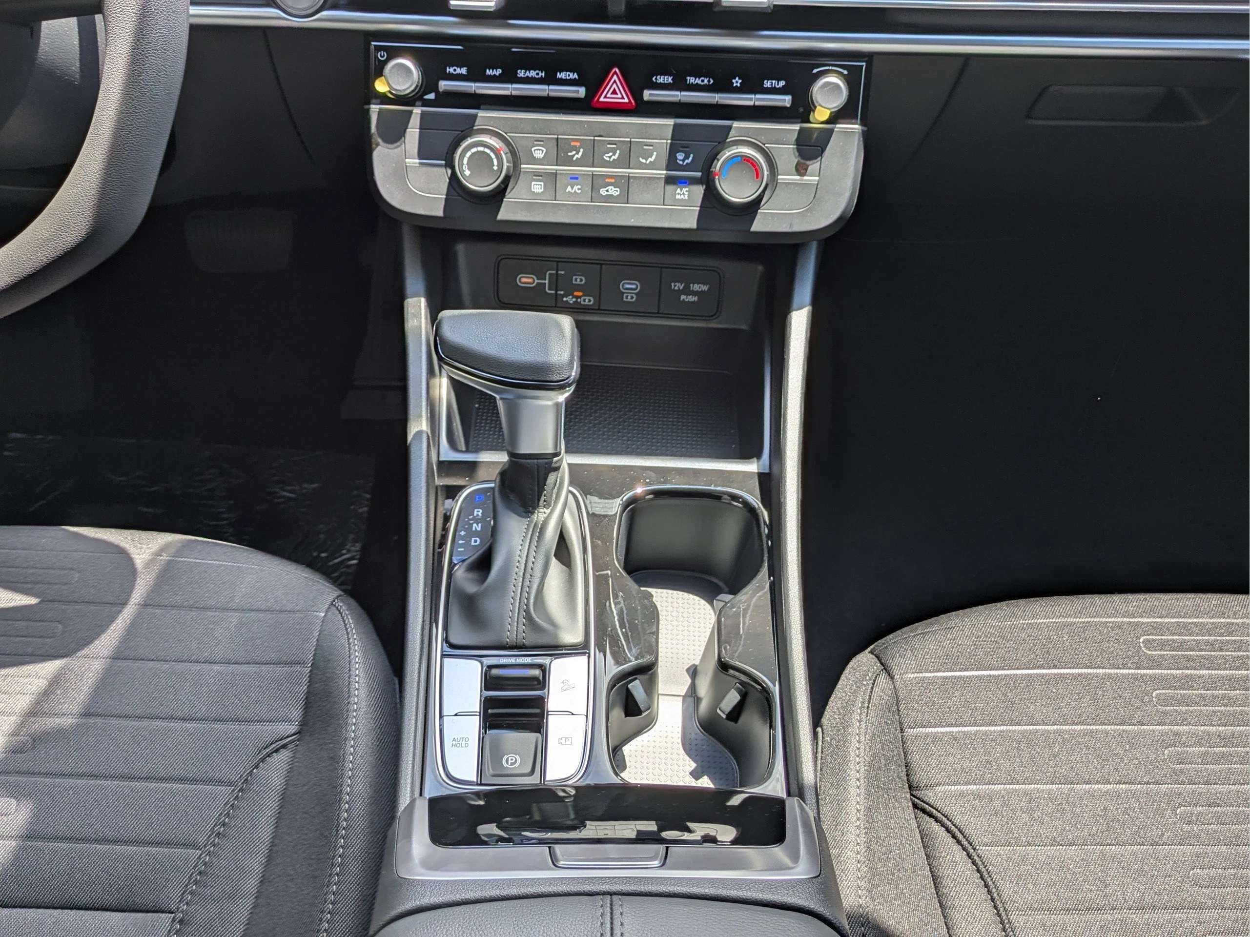 Used 2026 Atlas White Hyundai SE image 10