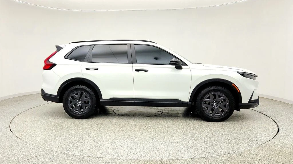 Used 2026 Platinum White Pearl Honda TrailSport AWD image 4