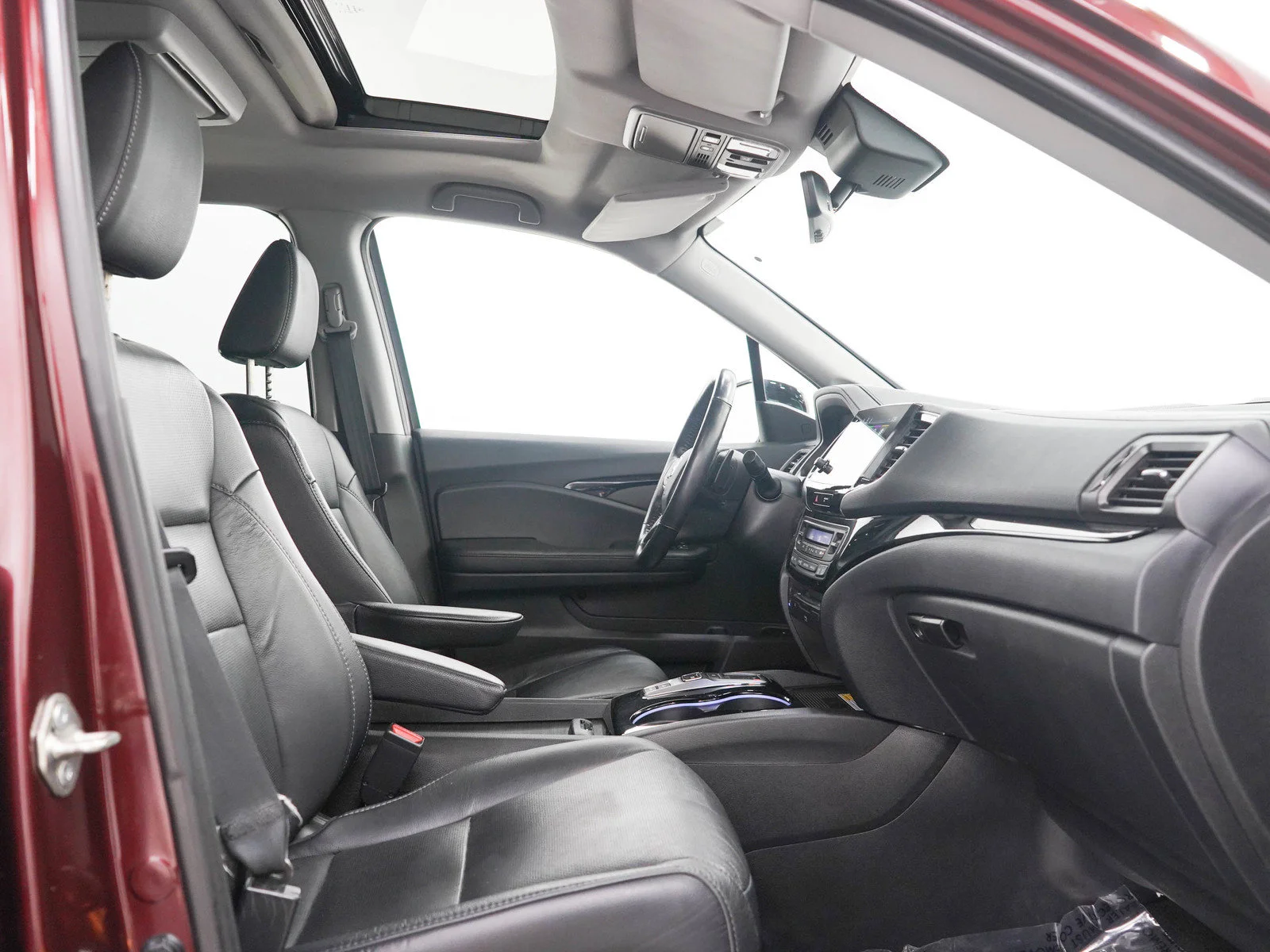 Used 2020 Deep Scarlet Pearl Honda Touring 8-Passenger AWD image 13
