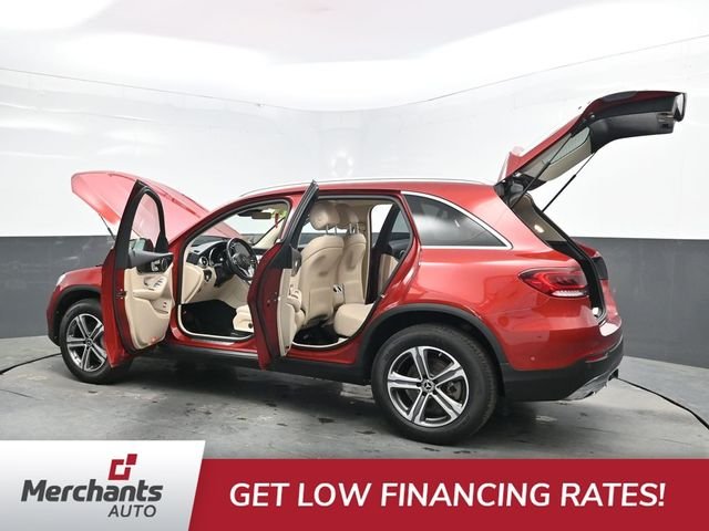 Used 2022 Red Mercedes-Benz GLC 300 image 52