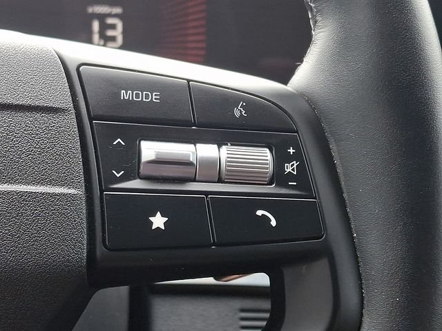 Used 2026 Black Kia LX image 22
