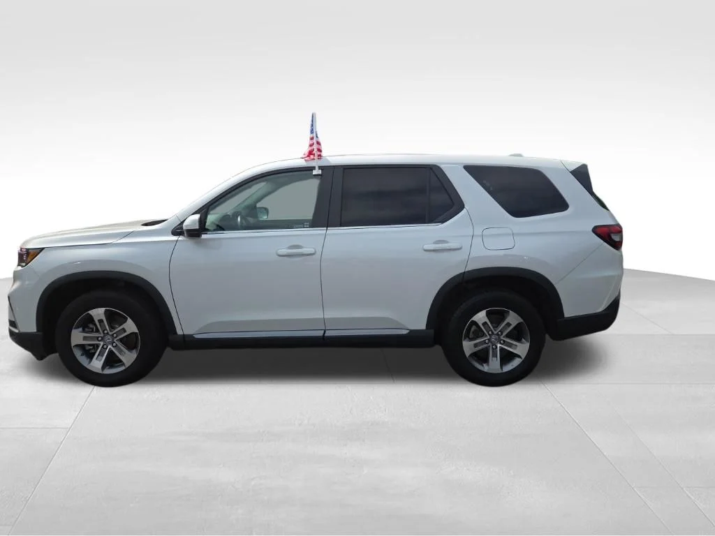 Used 2023 White Honda EX-L image 8