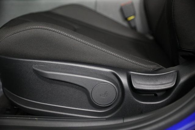 2025 Hyundai Elantra Blue - Photo 18