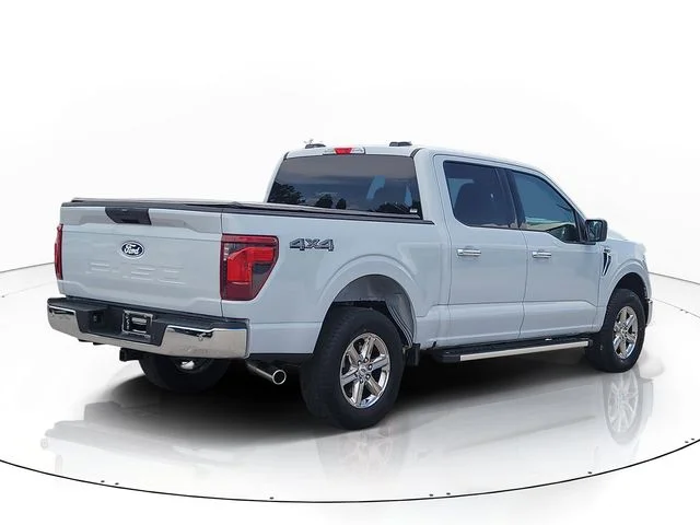 Used 2025 White Ford XLT image 5