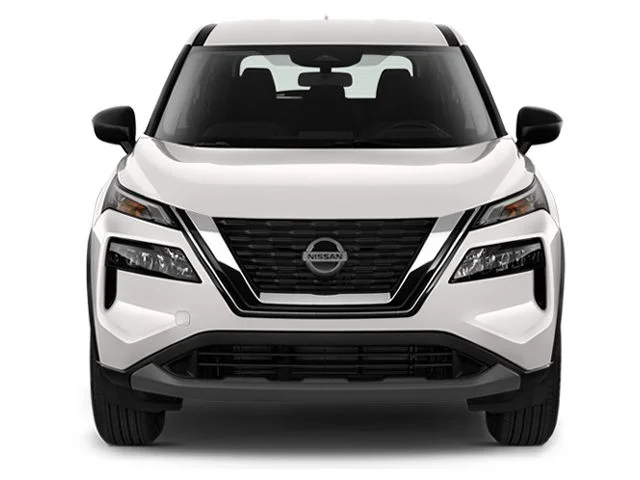 Used 2024 Champagne Silver Metallic Nissan Platinum image 5