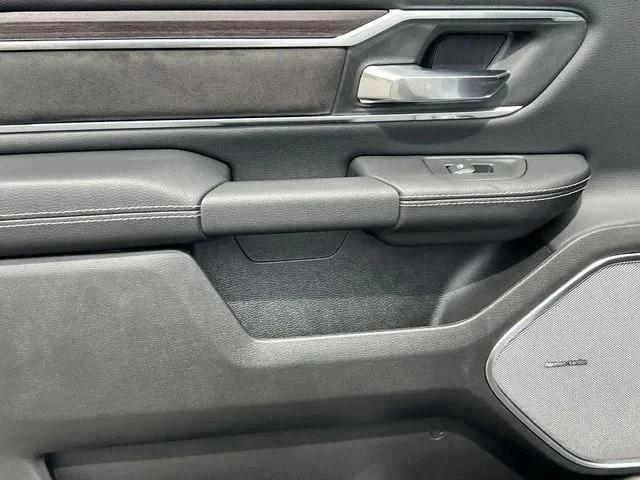 2026 RAM 1500 Laramie - Photo 21