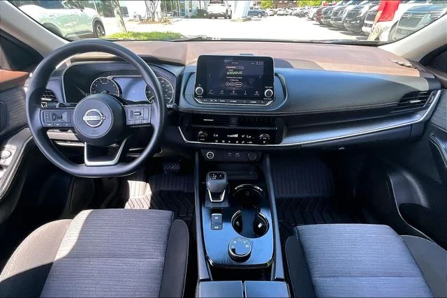 Used 2023 Black Nissan SV image 7