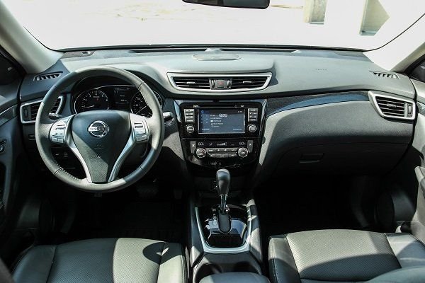 Used 2014 Silver Nissan SL image 14