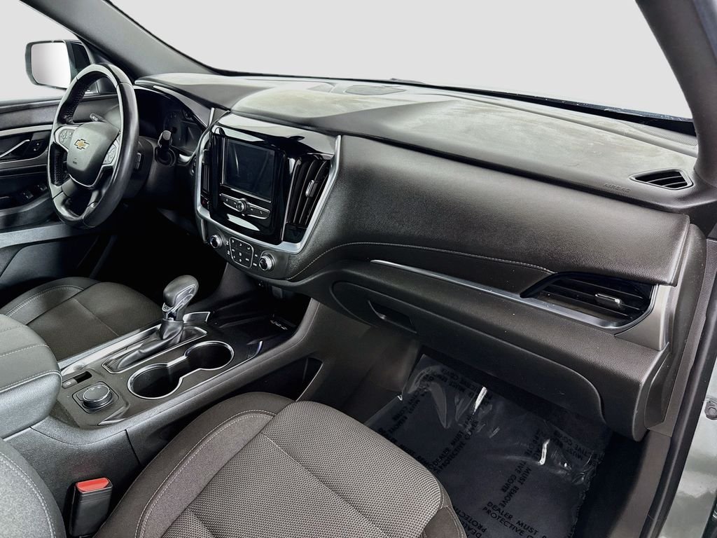 Used 2022 Green Chevrolet LT image 28
