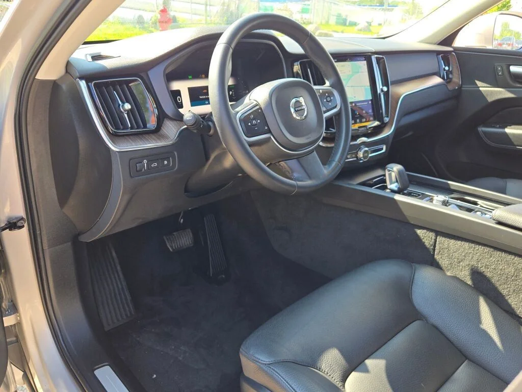 Used 2022 Gray Volvo T8 Inscription Expression image 21