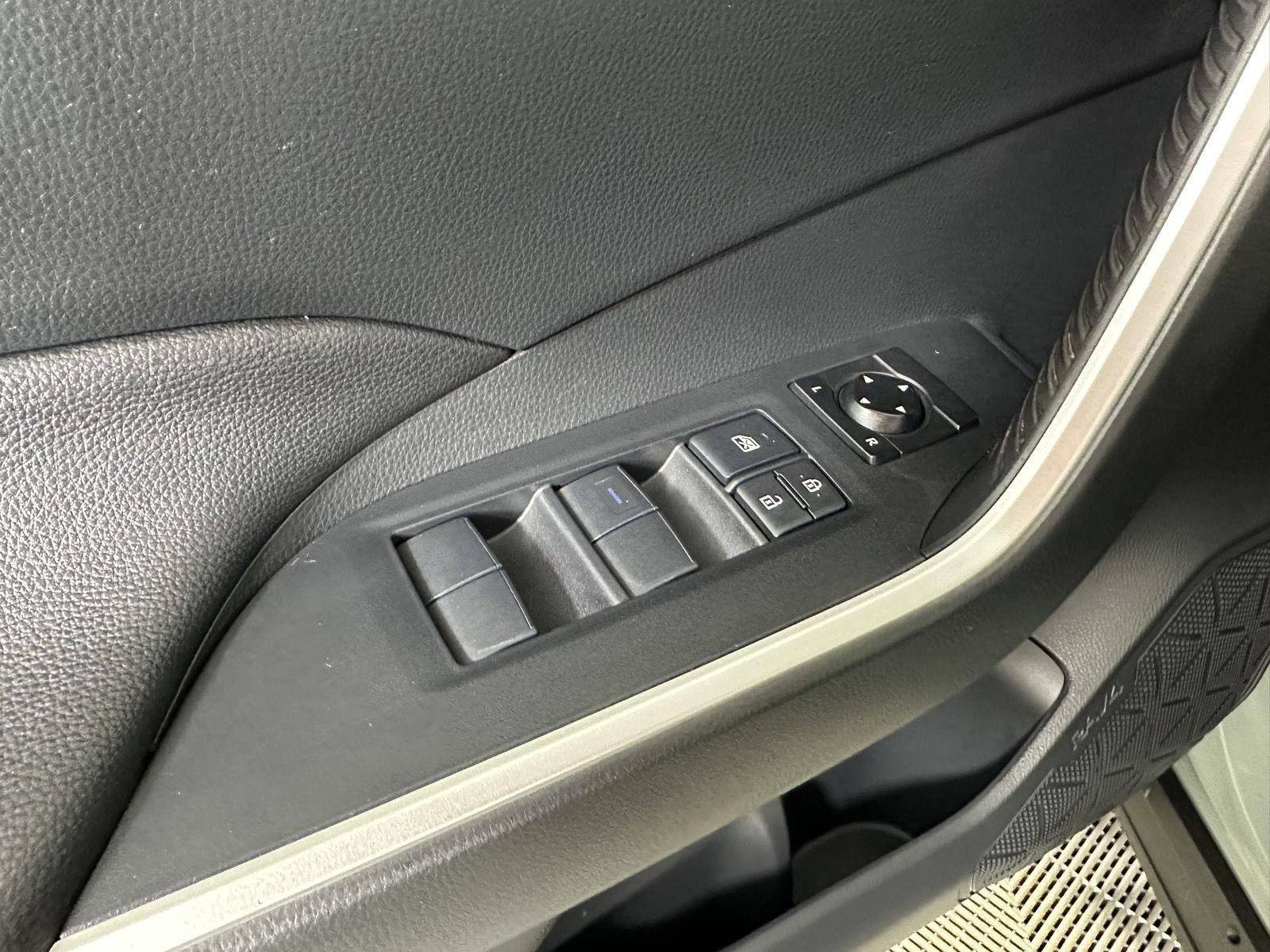 Used 2019 Lunar Rock Toyota XLE image 15