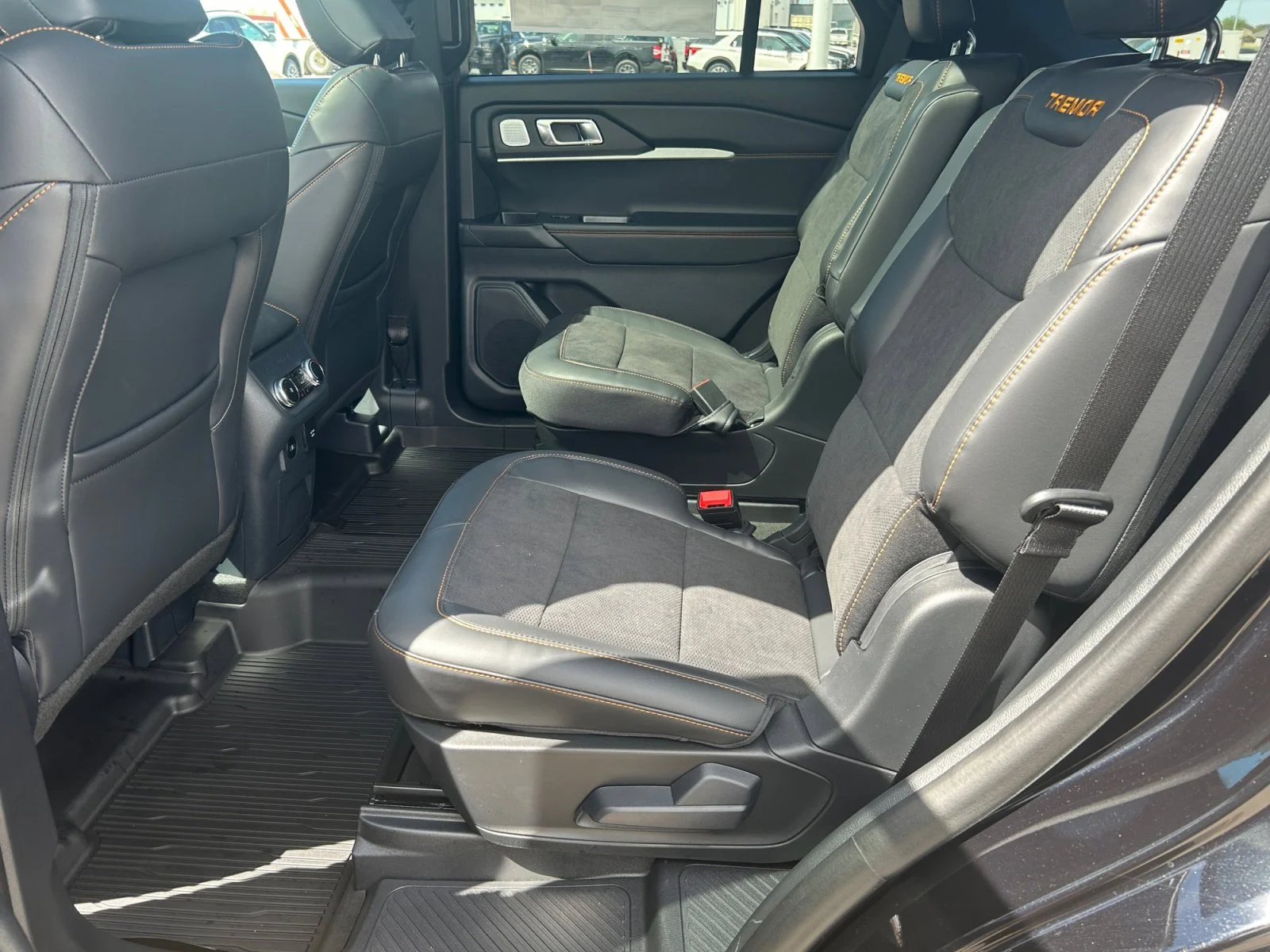 New 2026 Agate Black Metallic Ford Tremor image 19