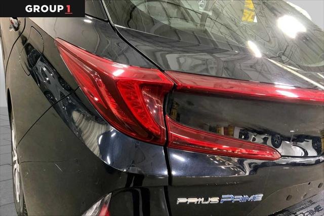 Certified Used 2021 MIDNIGHT BLACK METALLIC Toyota  image 29