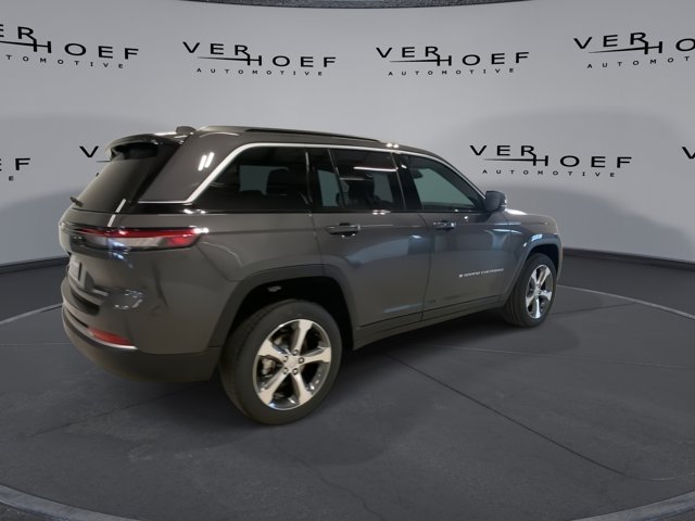 New 2026 Baltic Gray Metallic Clear-Coat Exterior Paint Jeep Limited image 8