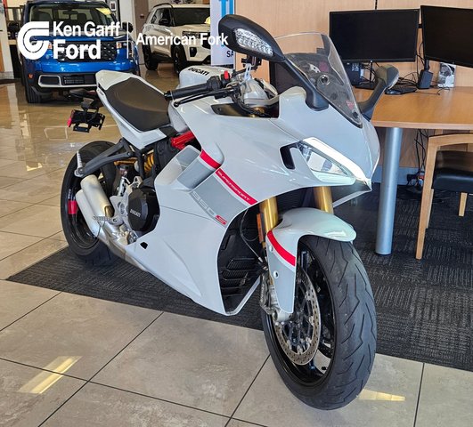 2024 Ducati  SUPERSPORT