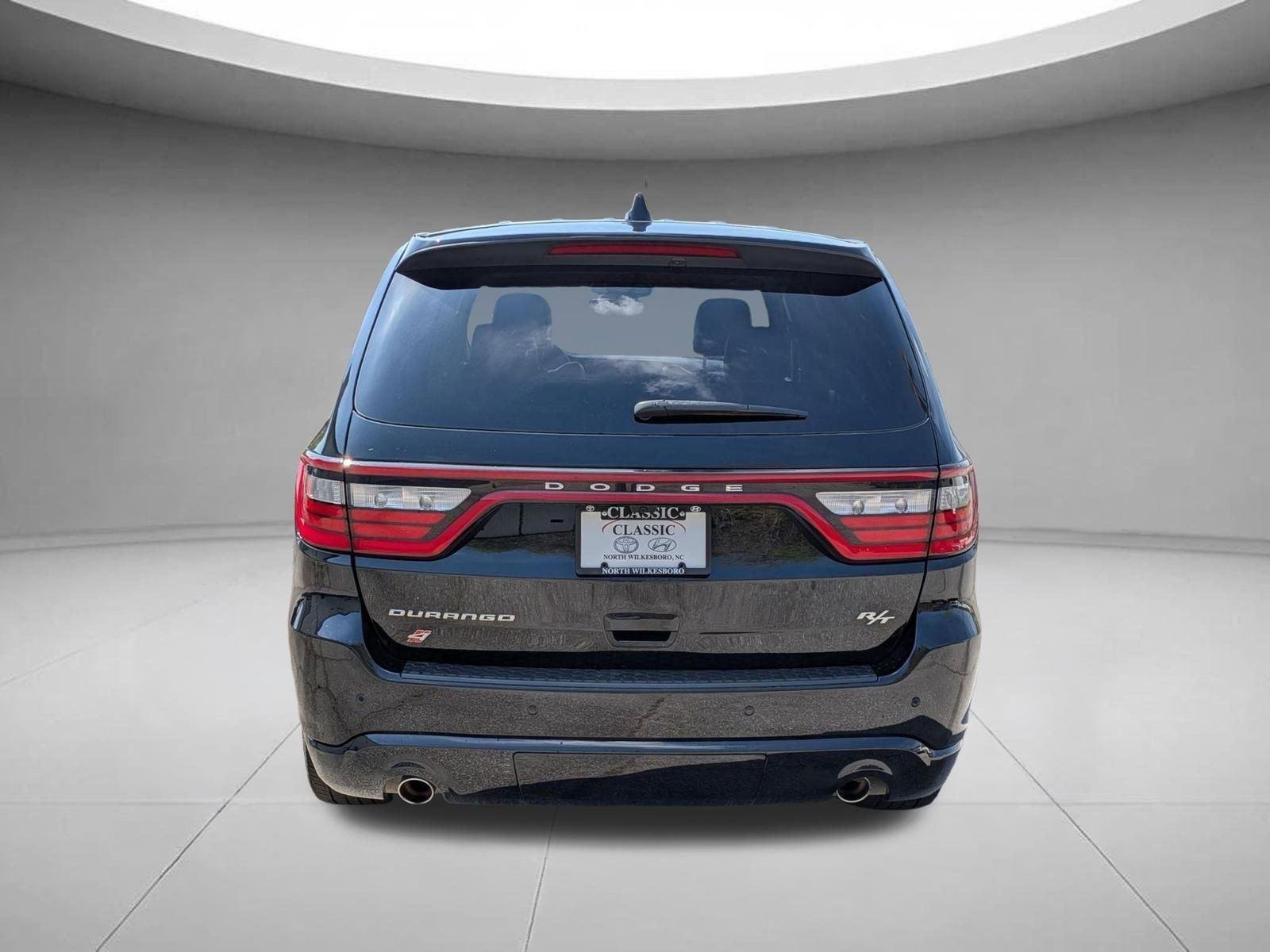 Used 2022 DB Black Clearcoat Dodge R/T image 6