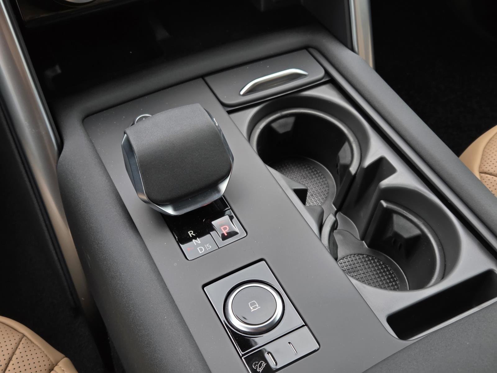 New 2026 Sedona Red Land Rover Gemini Edition image 29