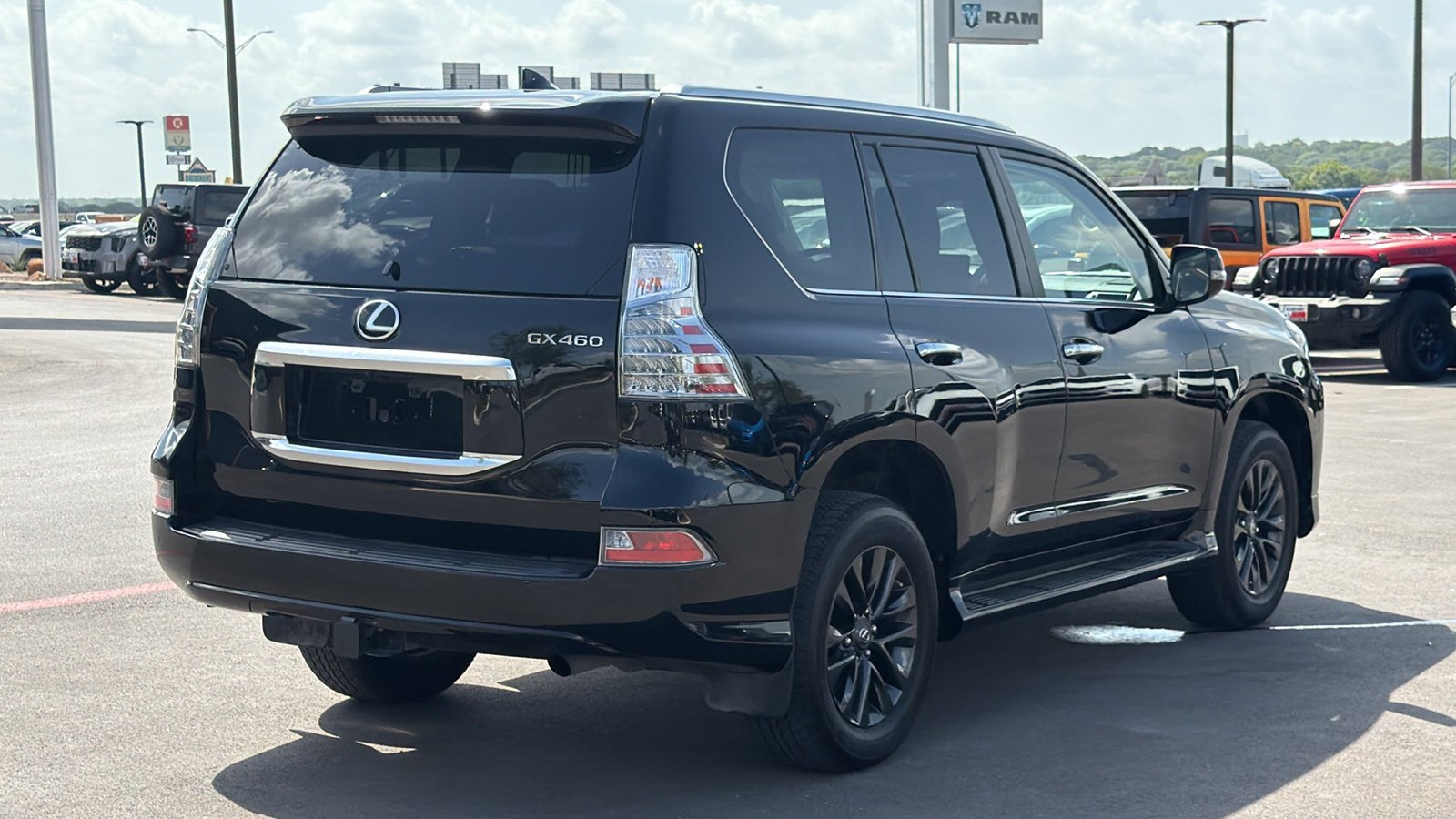Certified Used 2023 Onyx Black Lexus GX 460 Premium image 5