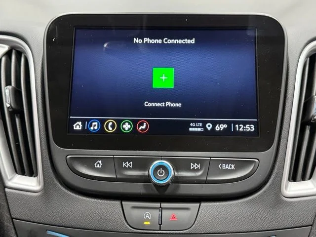 Used 2025 Black Chevrolet LT image 24