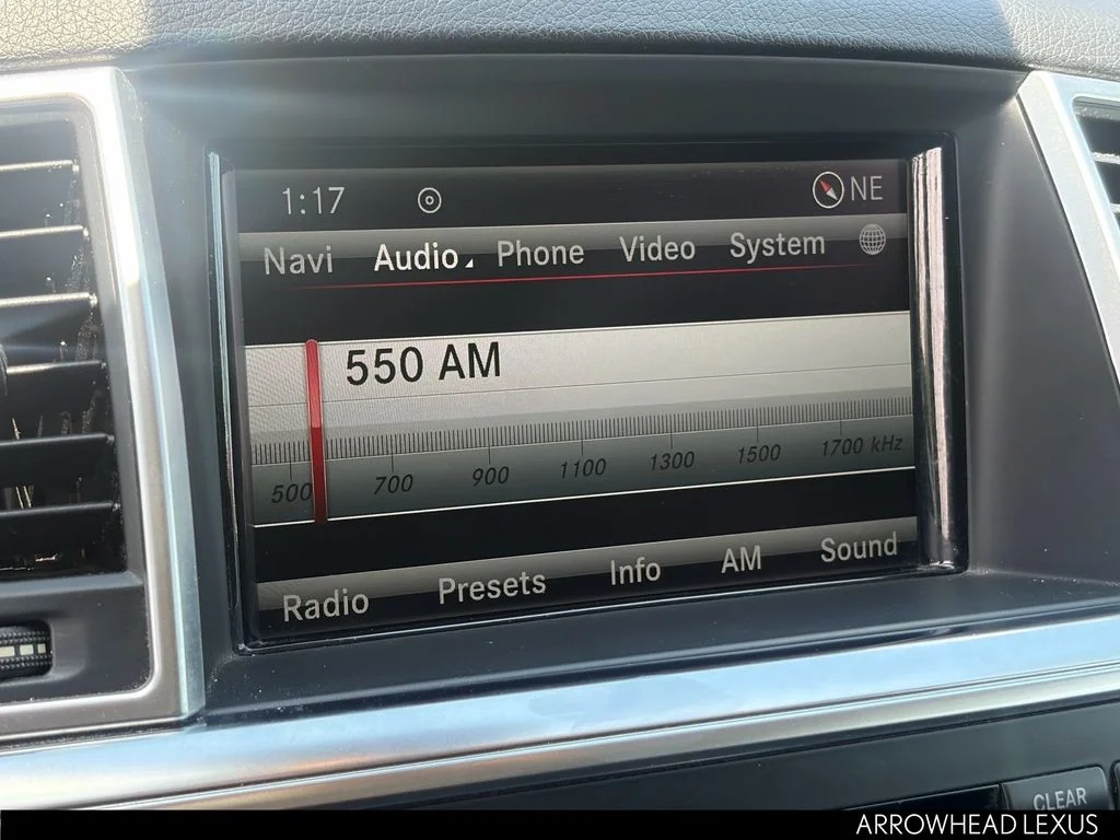 Used 2013 Silver Mercedes-Benz ML 350 image 23