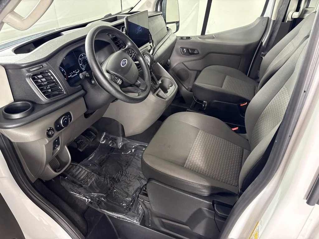 Used 2024 White Ford XLT image 23