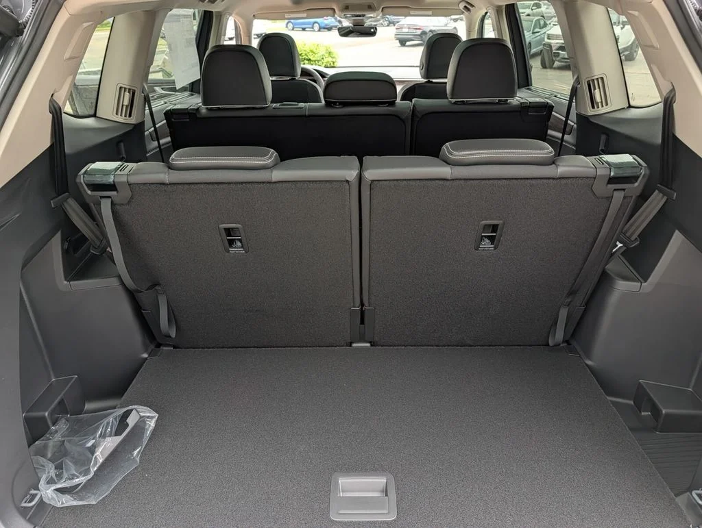 New 2026 Gray Volkswagen 2.0T SEL Premium R-Line image 17