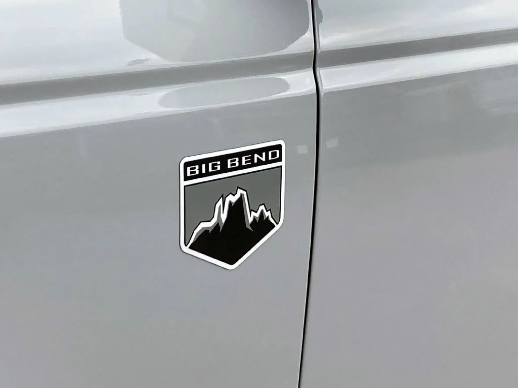 Used 2026 Avalanche Gray Ford Big Bend image 10