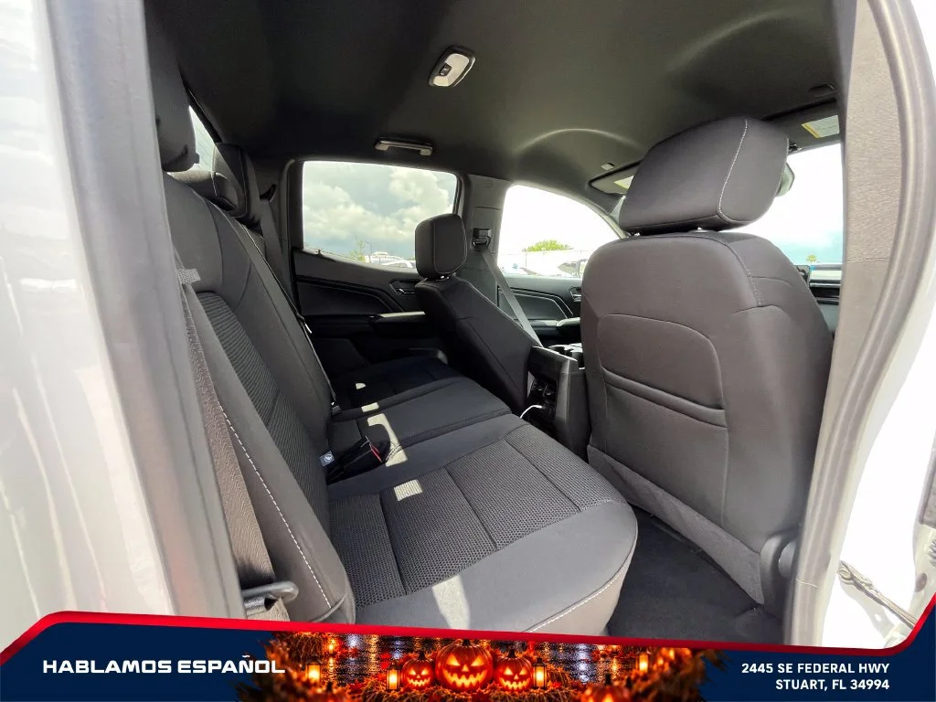 New 2026 Summit White GMC Elevation image 18