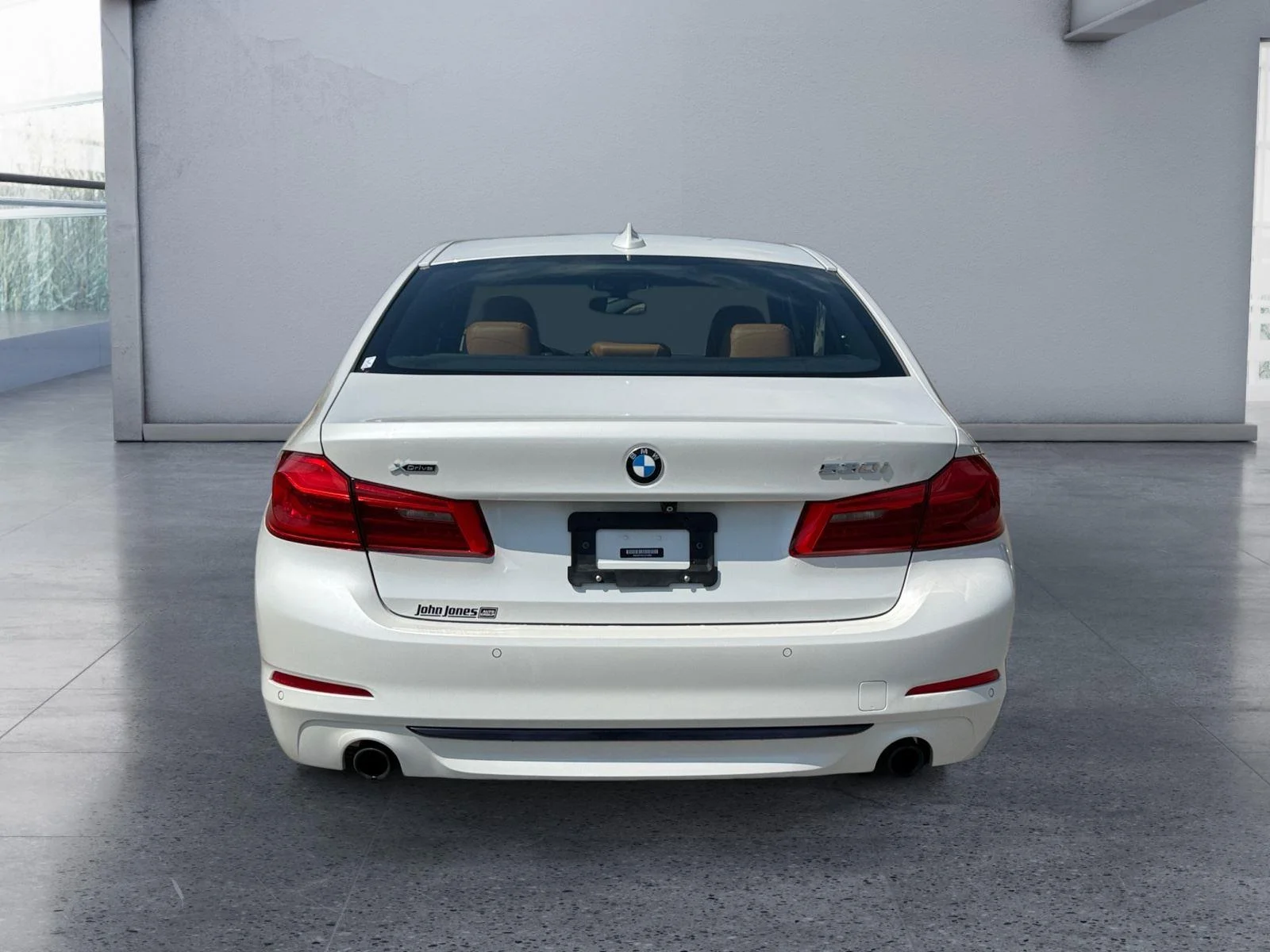 Used 2020 Mineral White Metallic BMW 530i xDrive image 4