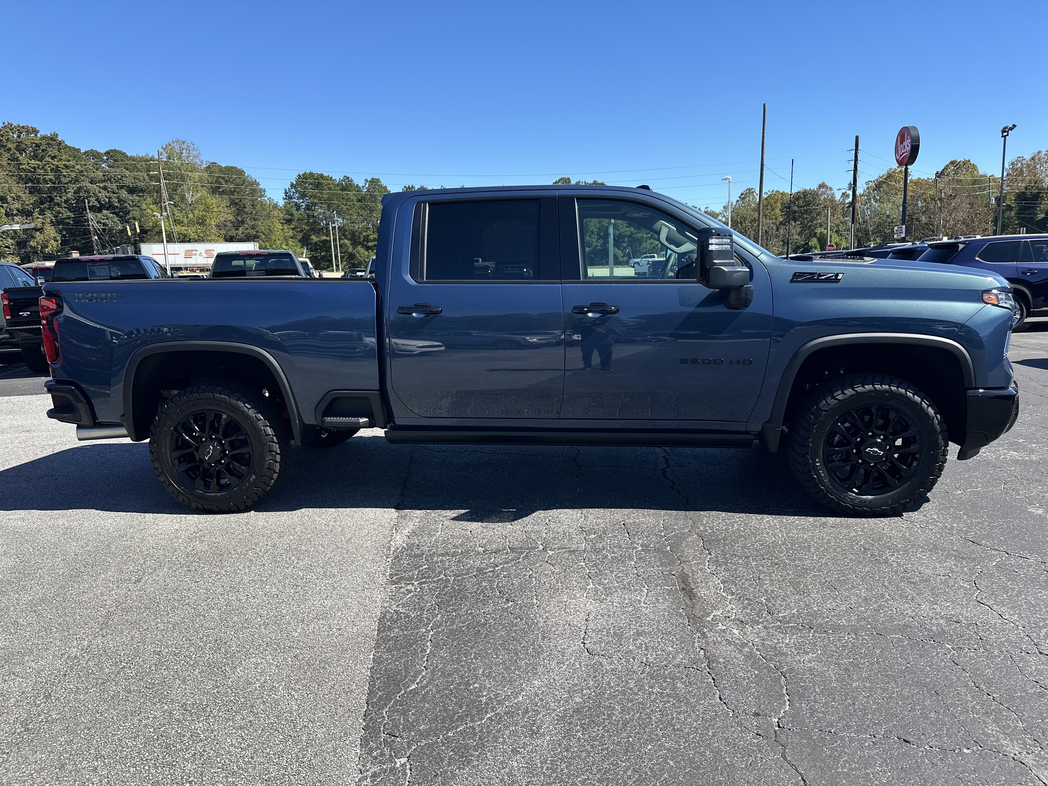2026 Chevrolet Silverado 2500 HD LTZ - Photo 9