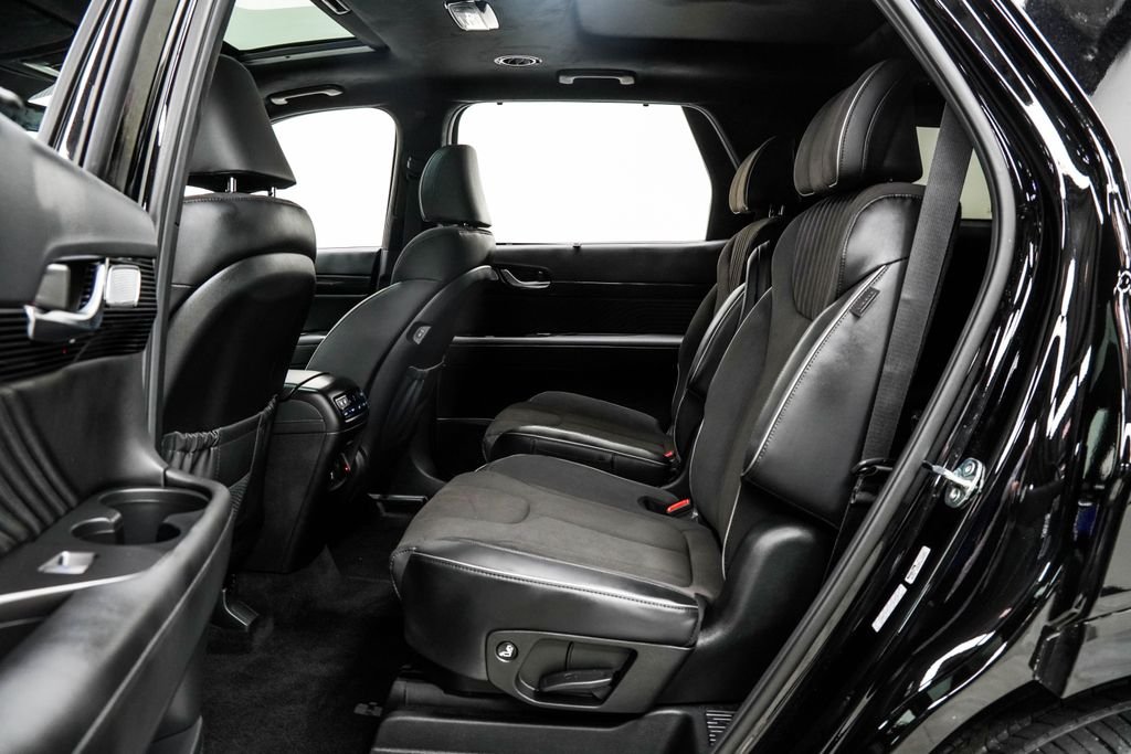 Used 2025 Black Hyundai Calligraphy Night Edition image 19