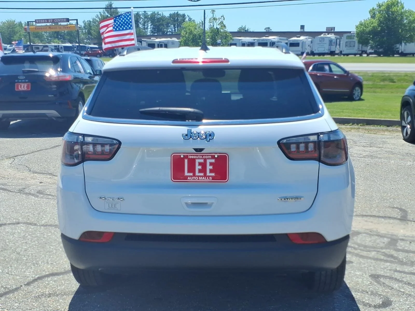 Used 2024 Bright White Clearcoat Jeep Latitude image 6