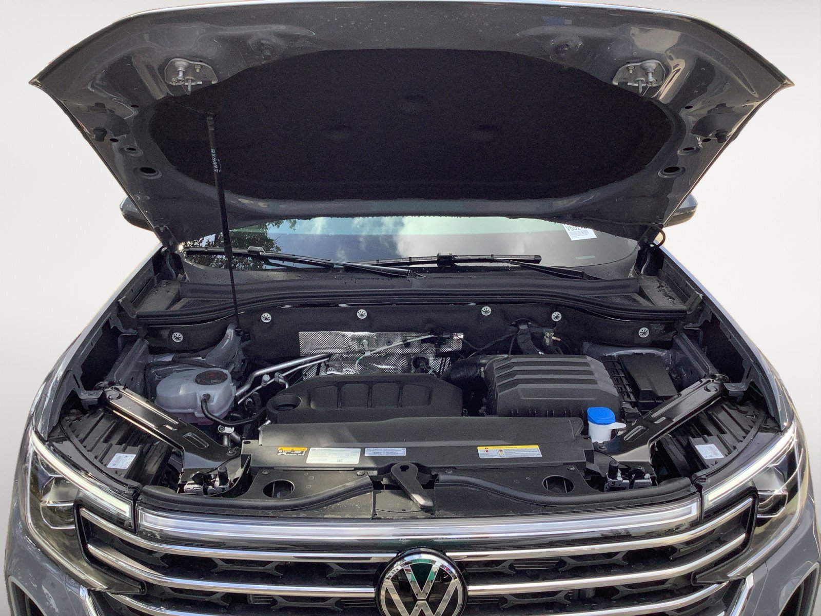New 2026 Pure Gray Volkswagen 2.0T SE w/Technology image 11