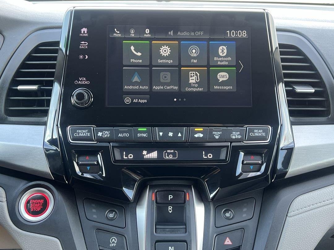 Used 2022 Lunar Silver Metallic Honda EX-L image 19