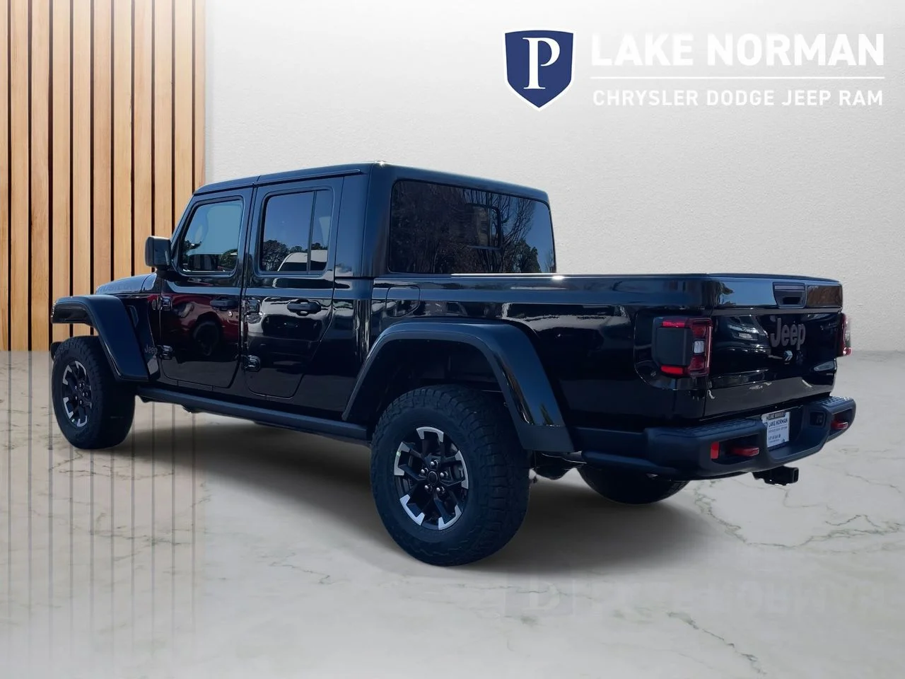 New 2026 Black Clear-Coat Exterior Paint Jeep Rubicon image 7