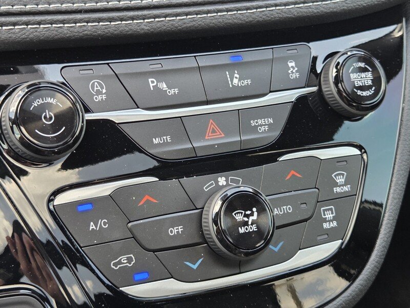 2026 Chrysler Pacifica Select - Photo 21