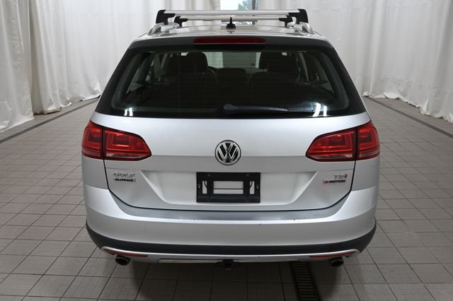 Used 2017 Silver Volkswagen TSI S image 10